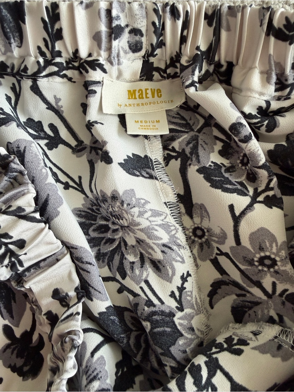 Maeve by Anthropologie Floral Silky Parachute Pants Black White Size M - Picture 5 of 12